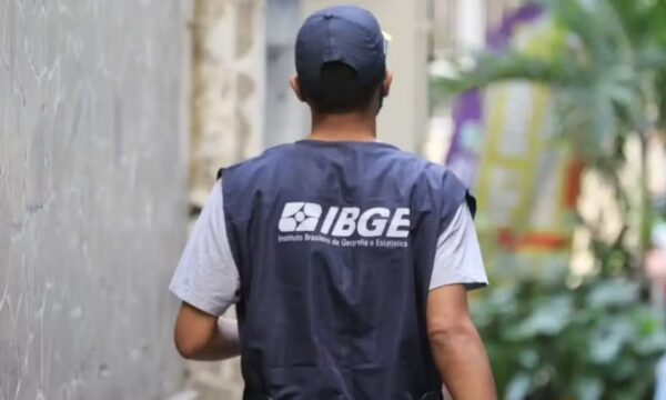 IBGE: inscrições para concurso com mais de 1,4 mil vagas e salários de até R$ 5,2 mil terminam hoje
