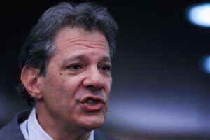 Haddad sobre voto ‘TarLula’: Mostra que ao menos paulista busca alternativa ao Flávio Bolsonaro