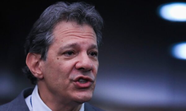 Haddad sobre voto ‘TarLula’: Mostra que ao menos paulista busca alternativa ao Flávio Bolsonaro