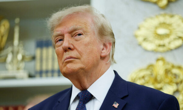 Trump diz que “forças muito negativas” estão gerando preocupações exageradas sobre a IA