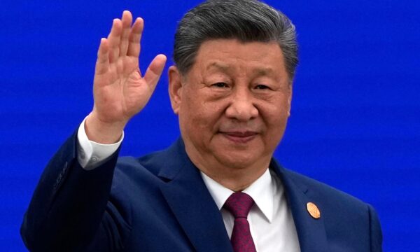 Xi Jinping expurga seu 'espião' nas forças armadas