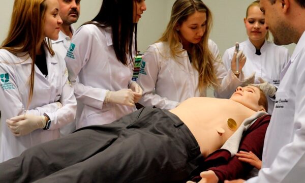 Expansão de cursos de Medicina muda mapa de formação