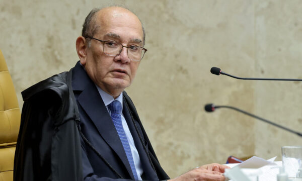 Reajuste do Bolsa Família não fere lei eleitoral, decide Gilmar Mendes, do STF