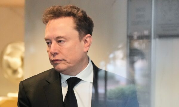 Executiva Shivon Zilis diz que seu relacionamento com Elon Musk terminou: 'Vou sentir falta dele'